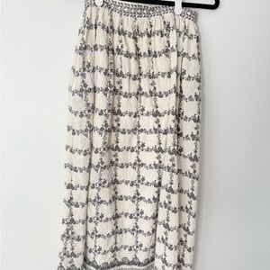 Max Studio Cream Maxi Skirt with Gray Floral Lattice